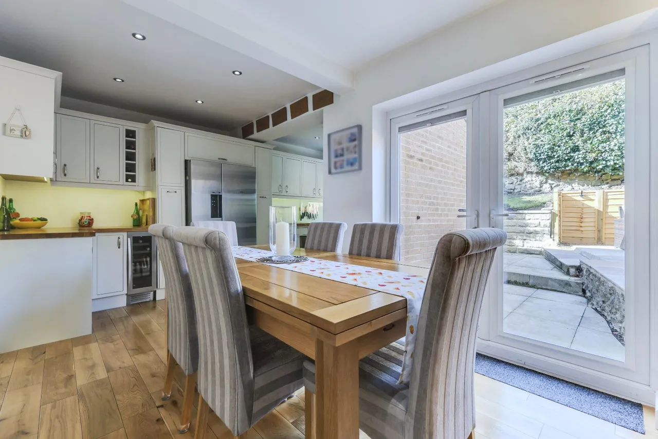 New Crescent, Horsforth, LS18, photo 8