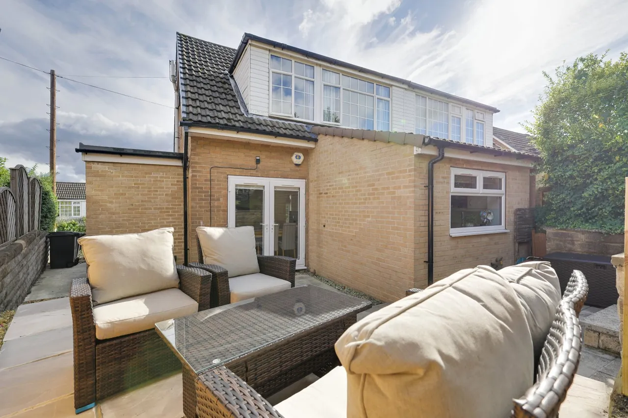 New Crescent, Horsforth, LS18, photo 15