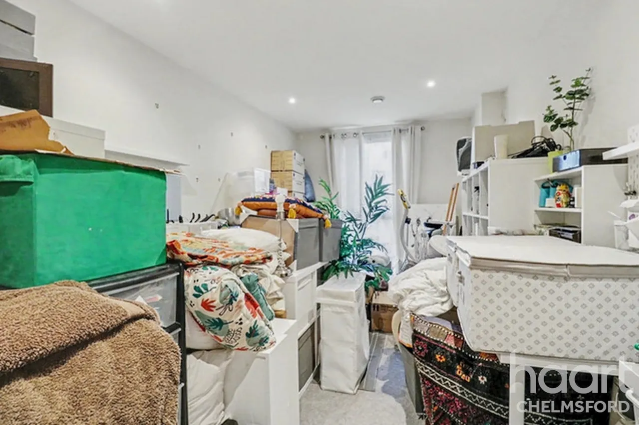 Burgess Springs, Chelmsford, CM1, photo 10