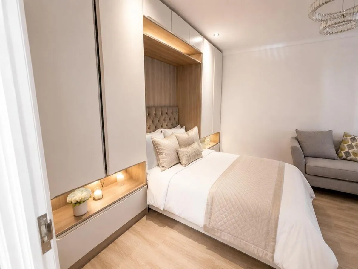 The Vale, London, NW11, photo 8
