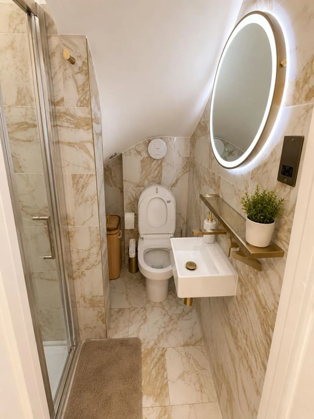 The Vale, London, NW11, photo 15