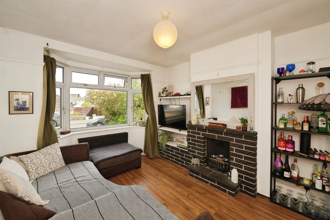 Branksome Drive, Filton, Bristol, photo 2