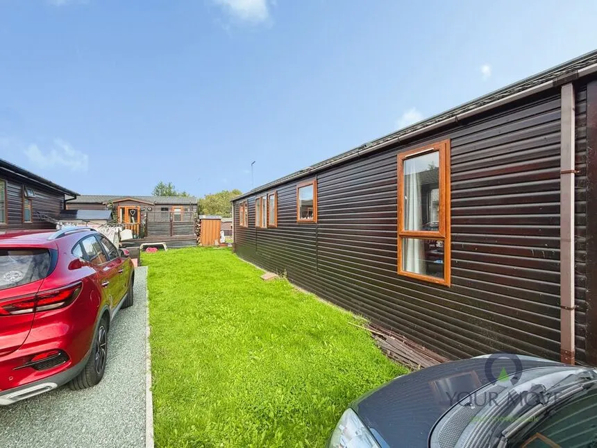 Park Road, Overseal, DE12, photo 11