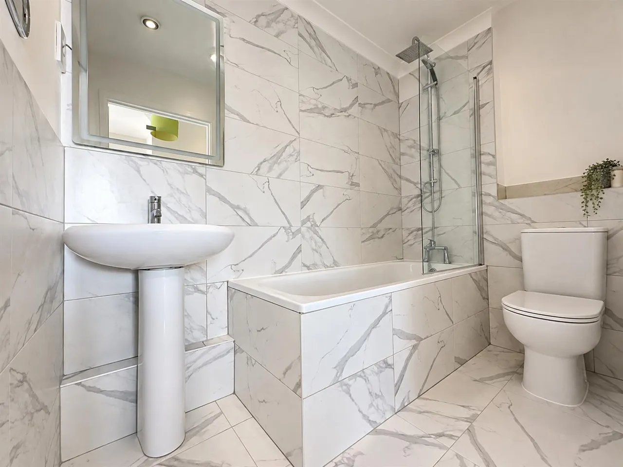 Pannells Court, Hounslow, photo 5