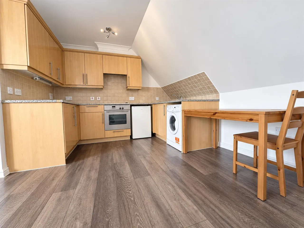 Pannells Court, Hounslow, photo 6