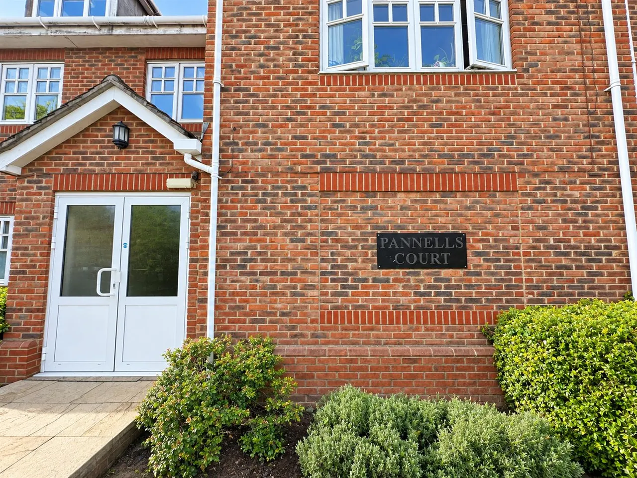 1 bed flat for sale, Pannells Court, Hounslow