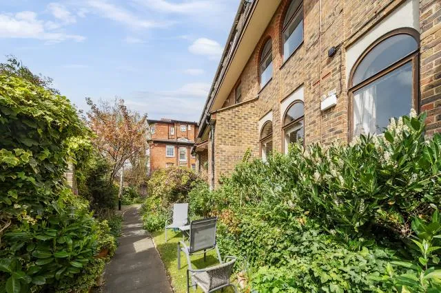 St. Johns Wood Road, London, NW8, photo 9