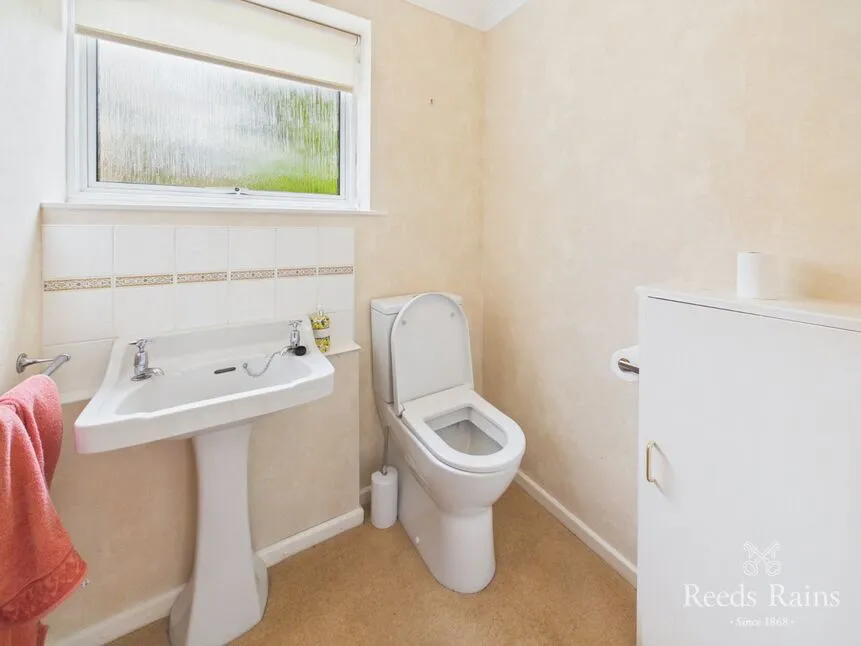 Farndale Drive, Guisborough, North Yorkshire, TS14, photo 12