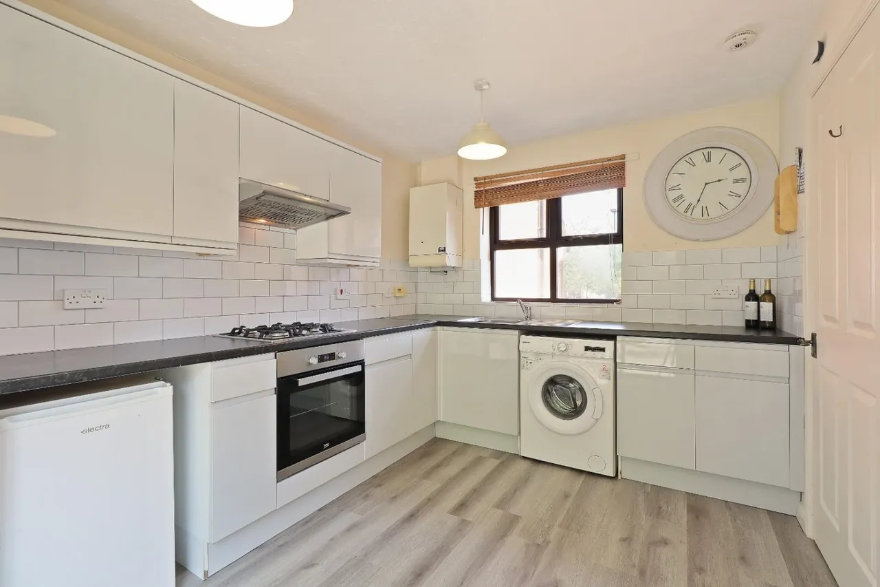 Midvale Close, Upperthorpe, Sheffield, photo 3