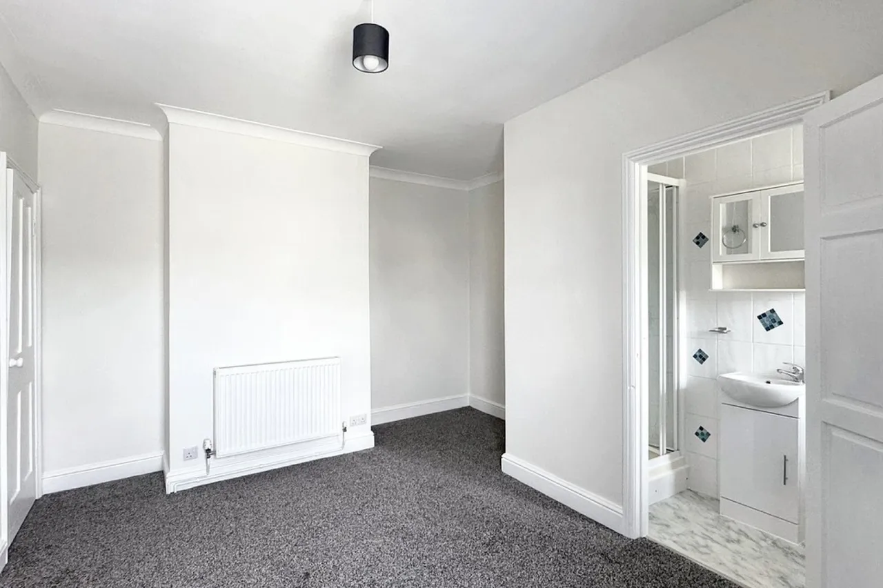 New Street, Ashford, photo 6