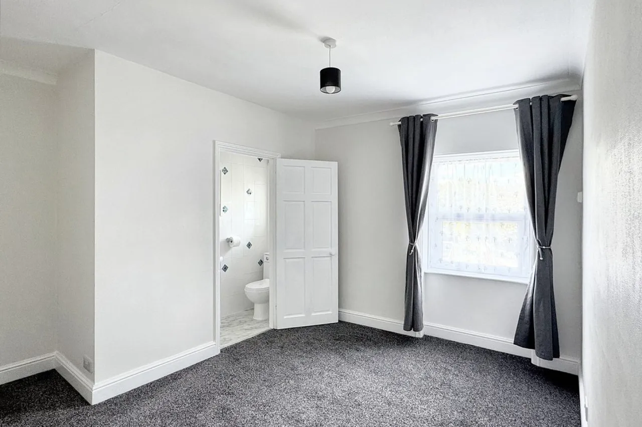 New Street, Ashford, photo 5