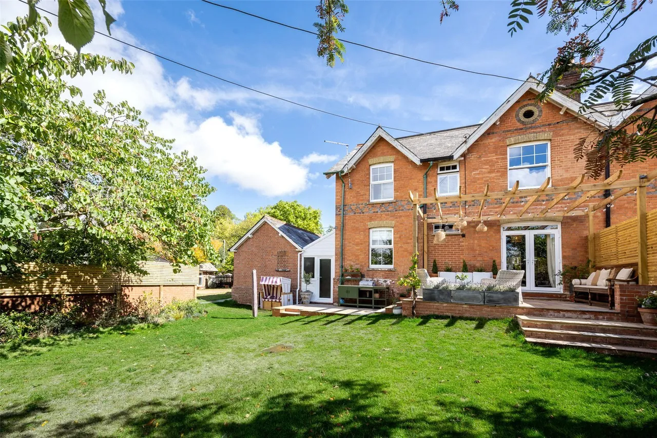 The Cliff, Bryanston, DT11, photo 22