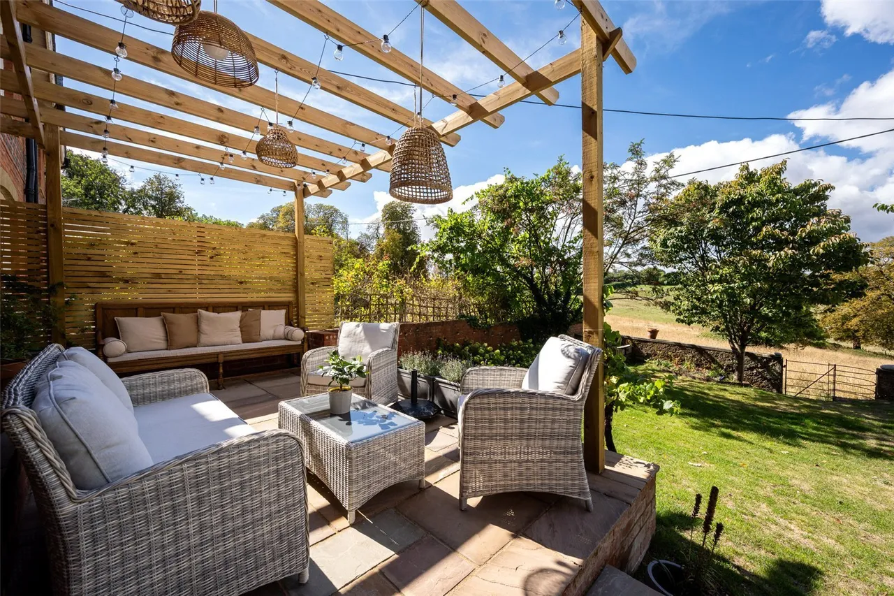 The Cliff, Bryanston, DT11, photo 24