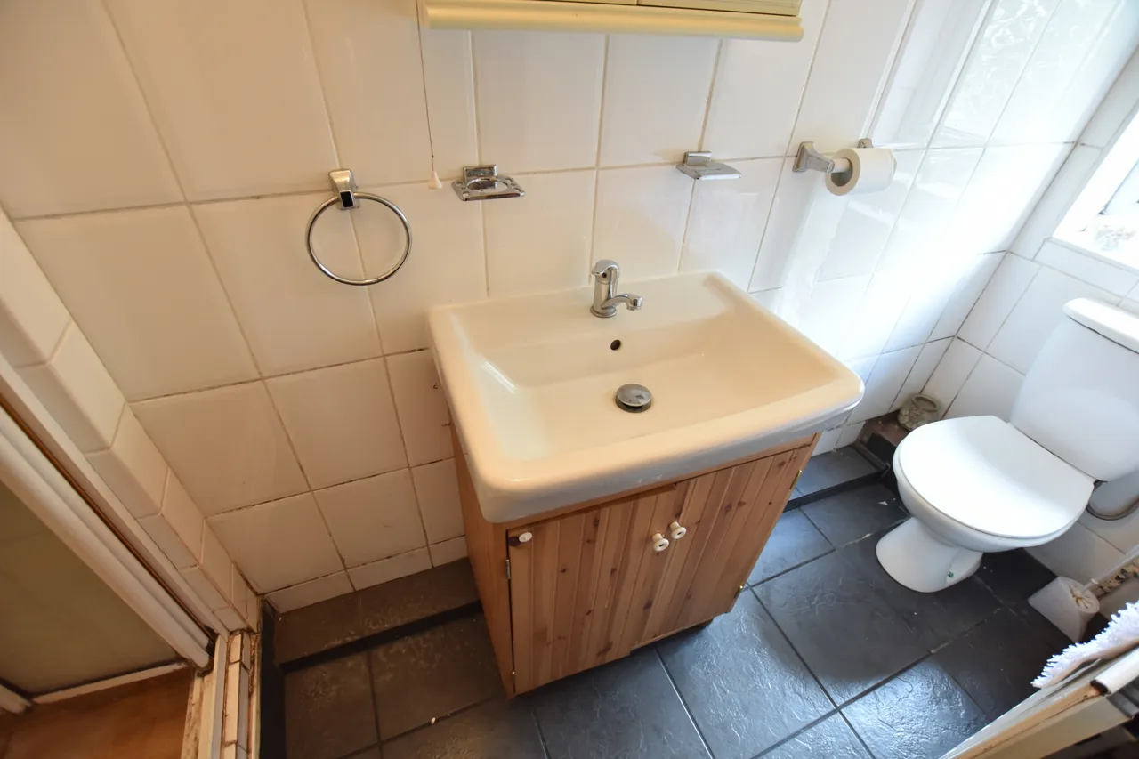Little Heath, Charlton, SE7 8EB, photo 5