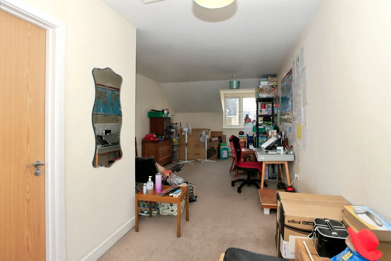 Phoenix Close, Peterborough, PE2, photo 9