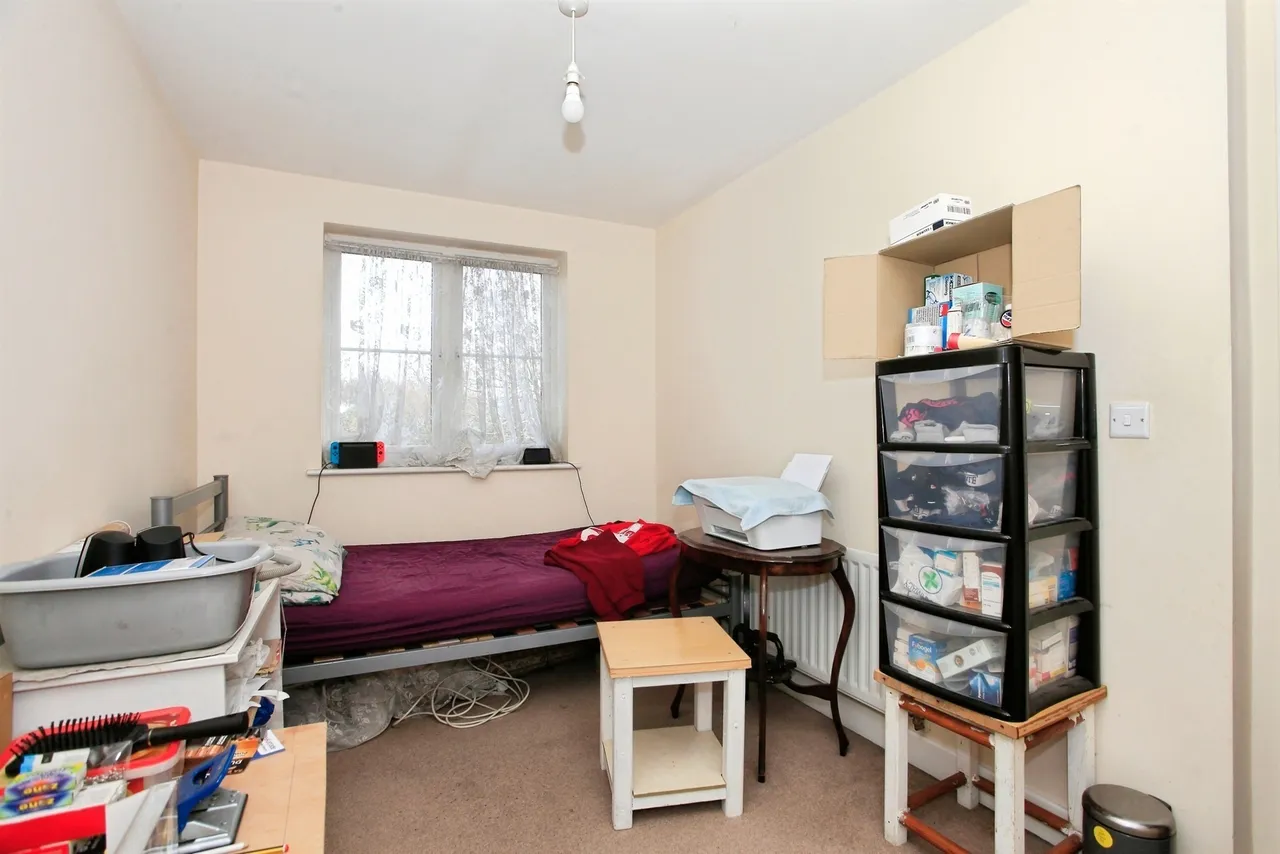 Phoenix Close, Peterborough, PE2, photo 7