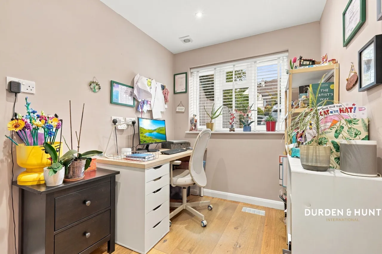 Harwater Drive, Loughton, IG10, photo 7