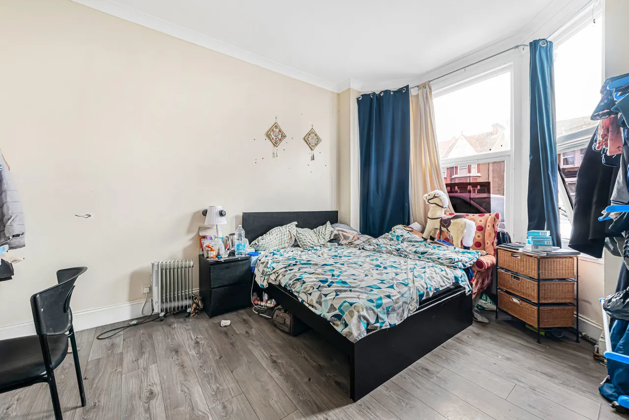 Bensham Manor Road, Thornton Heath, CR7, photo 2