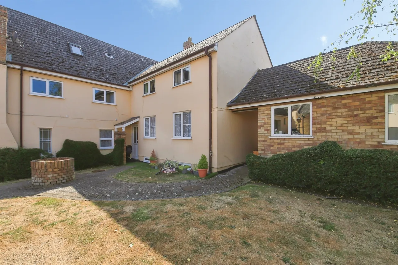3 bed flat for sale, Great Whyte, Ramsey, PE26