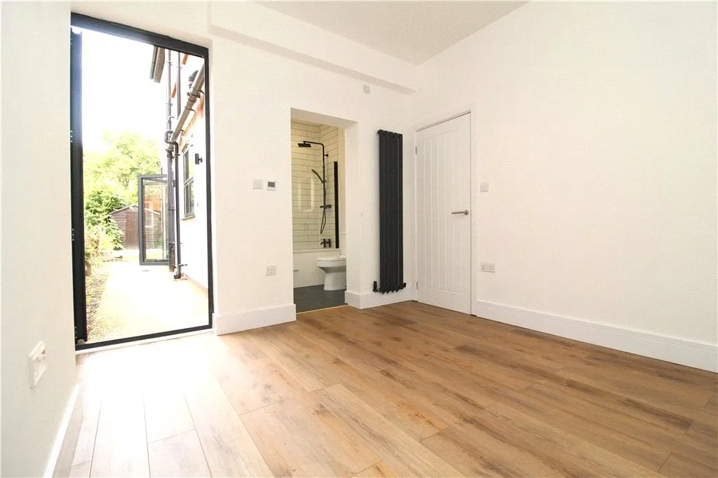 Lawrence Road, Ealing, W5, photo 22