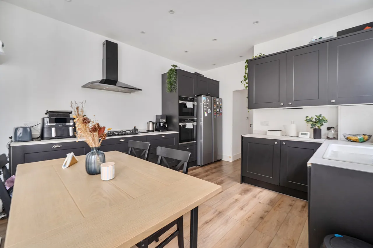 Lawrence Road, Ealing, W5, photo 31