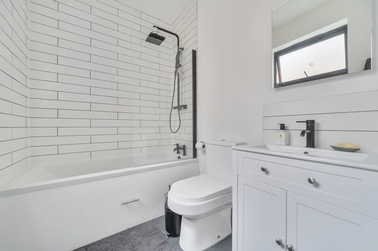 Lawrence Road, Ealing, W5, photo 8