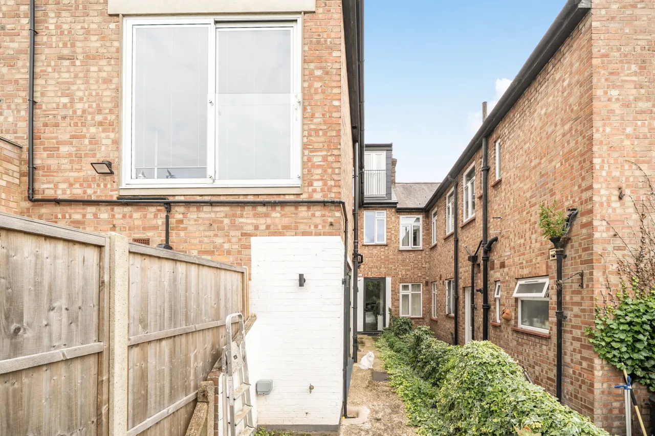 Lawrence Road, Ealing, W5, photo 39