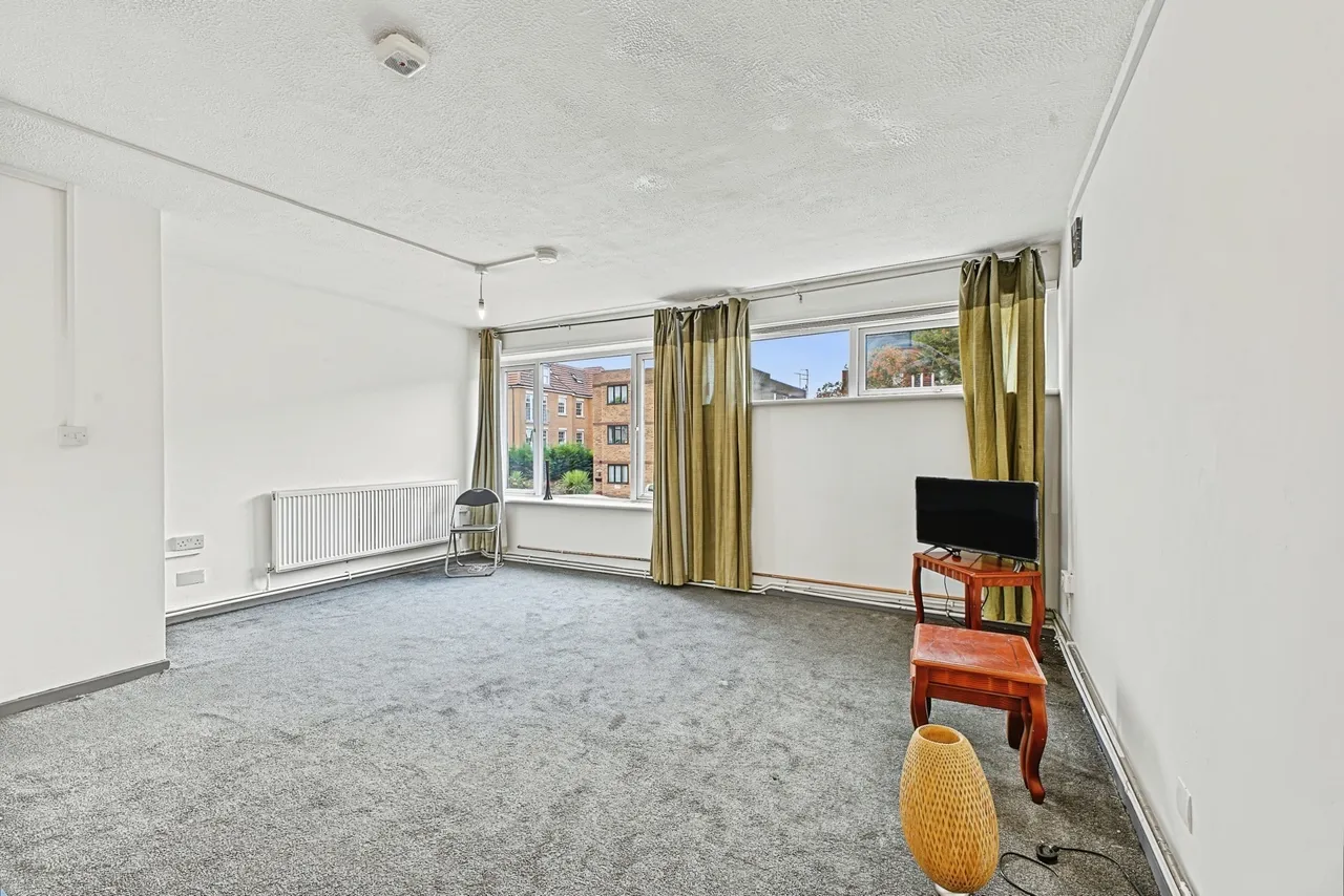 Cliftonville Court, Northampton, NN1, photo 7