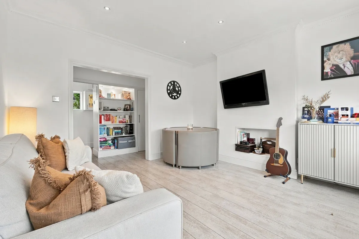 Church Hill, Loughton, IG10, photo 7