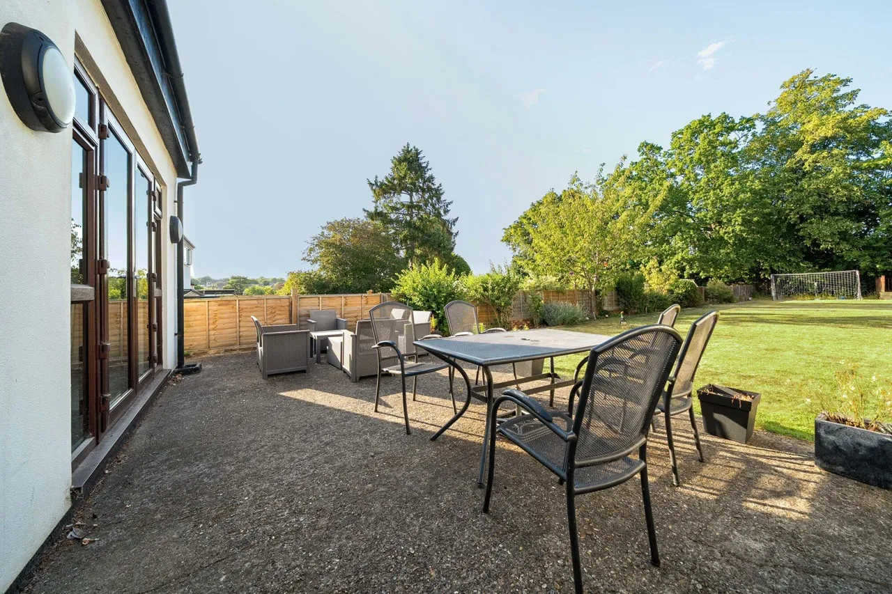 Cloonmore Avenue, BR6, photo 17
