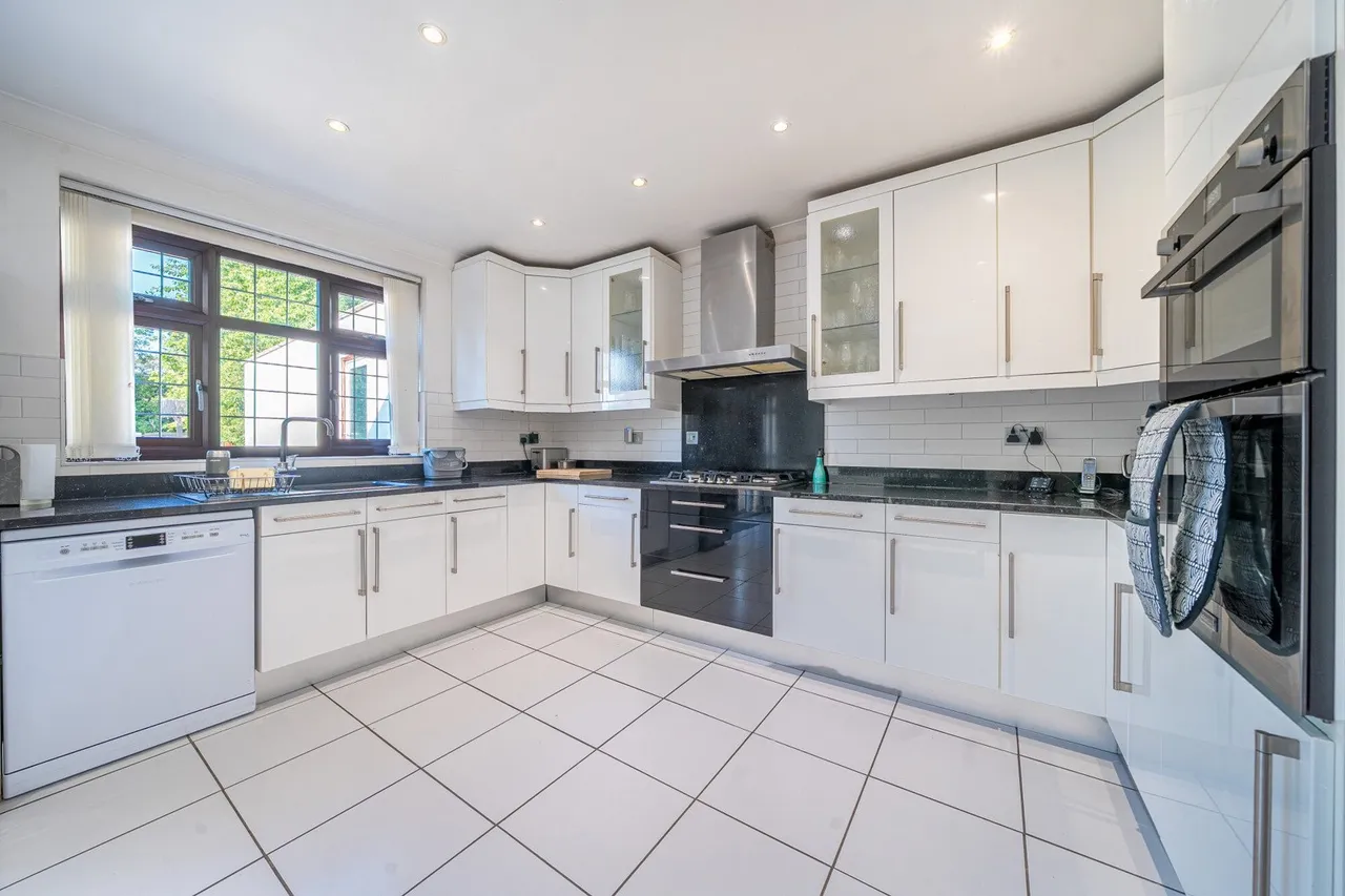 Cloonmore Avenue, BR6, photo 4