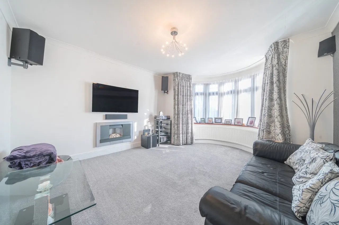 Cloonmore Avenue, BR6, photo 3
