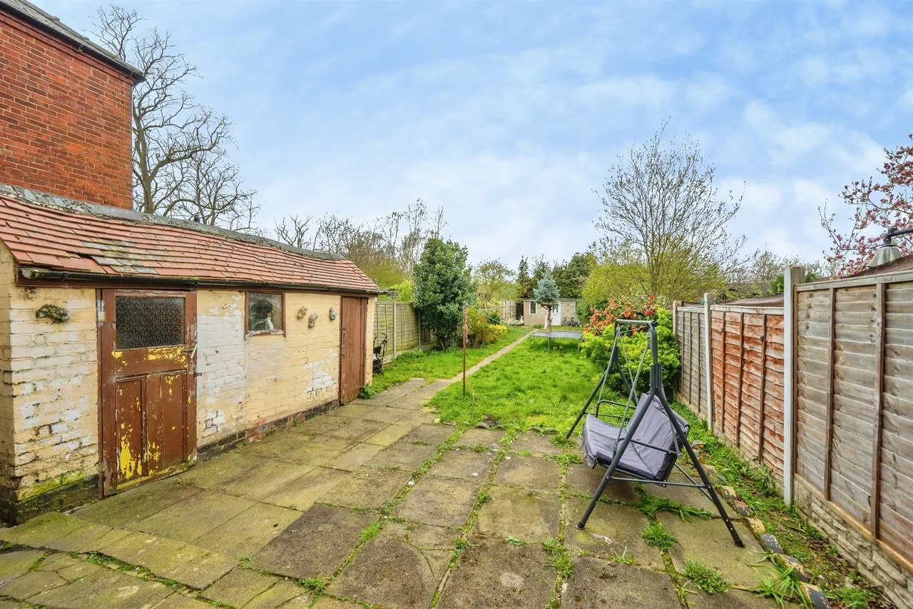 Outwoods Street, Burton-On-Trent, DE14, photo 20