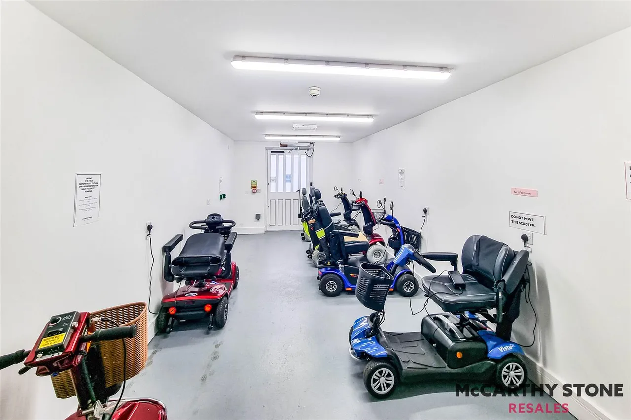 Jevington Gardens, Eastbourne, BN21, photo 15
