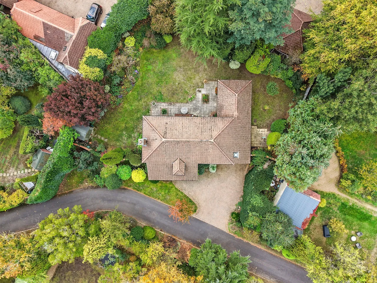 Glenheadon Close, Leatherhead, KT22, photo 27