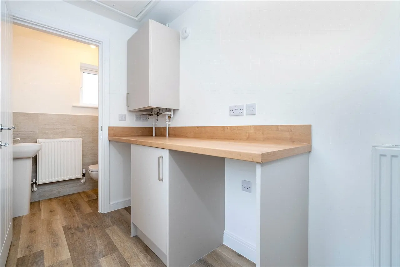 Exeter Street, Bourne, PE10, photo 8