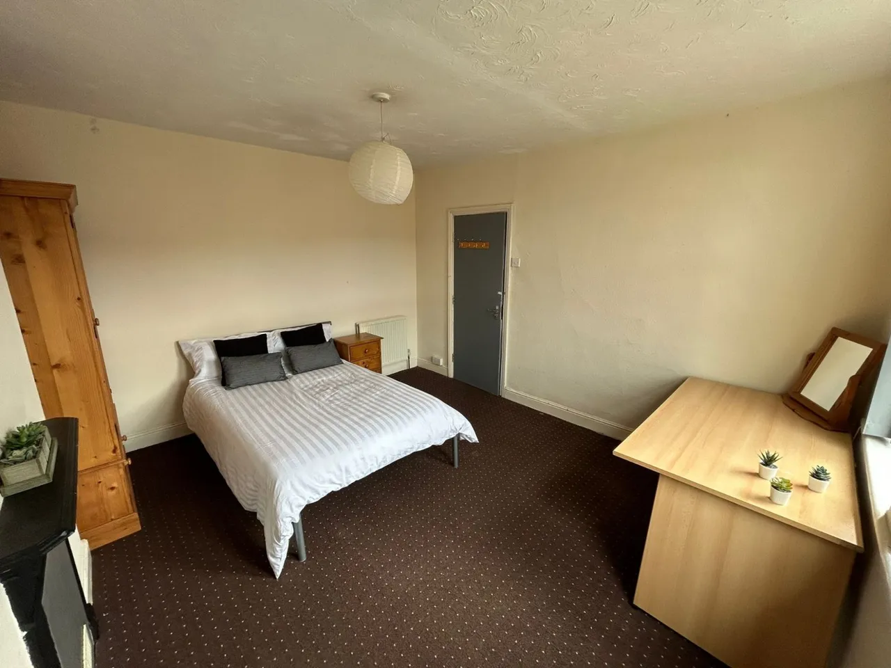 Wrangthorn Place, Hyde Park, LS6, photo 6