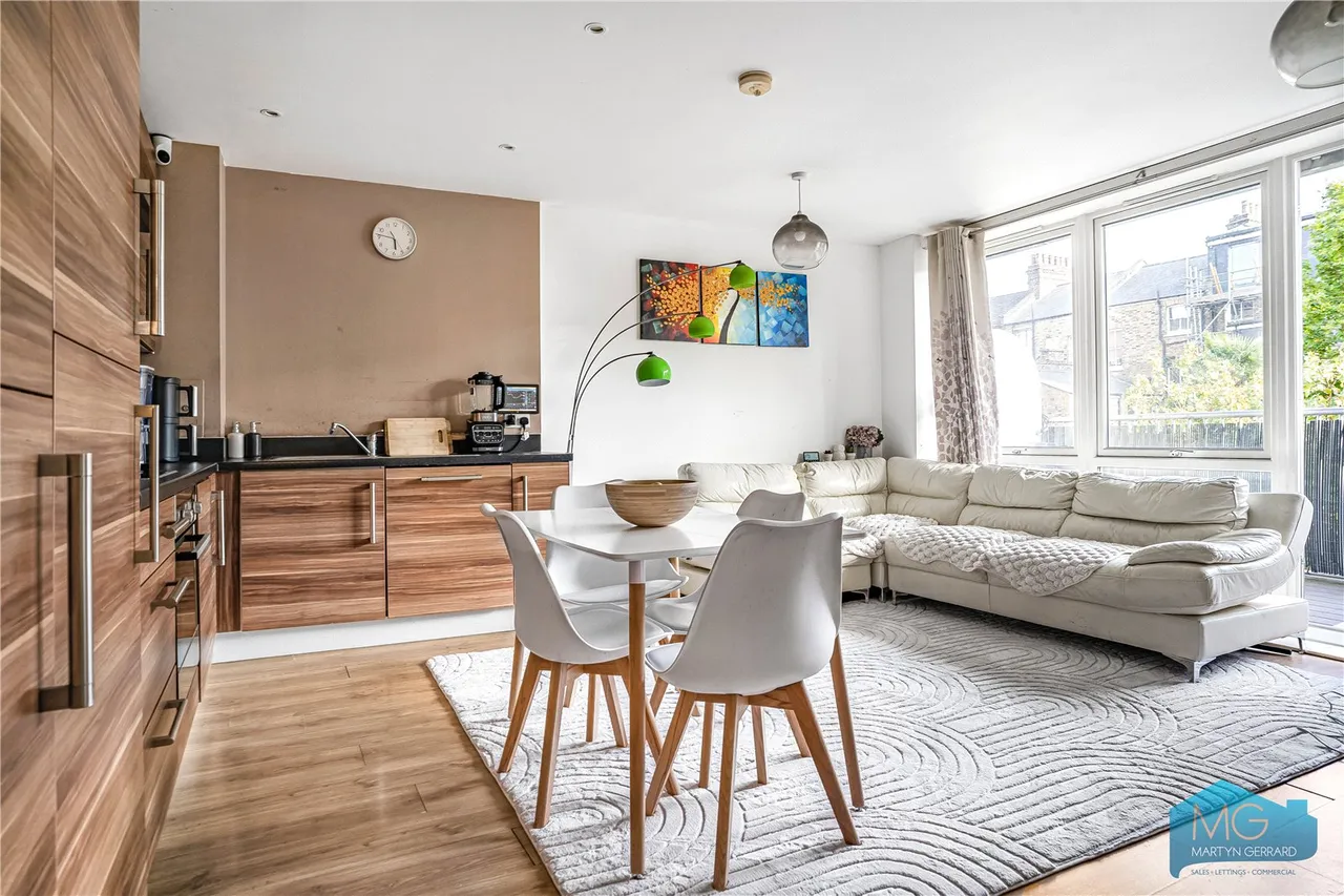 1 bed flat for sale, Queensland Road, London, N7