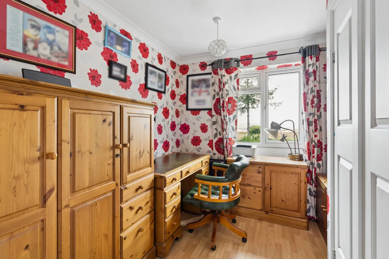 Heath End Road, Flackwell Heath, HP10, photo 12
