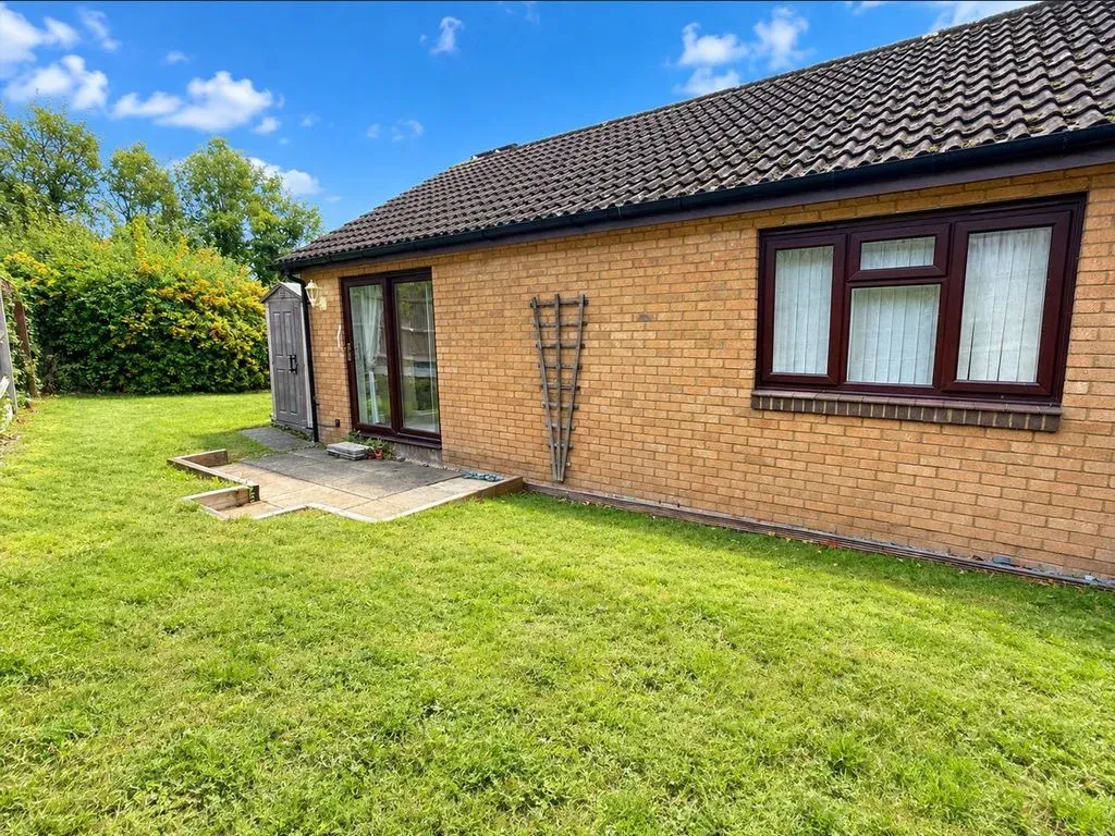 Bryony Place, Conniburrow, Milton Keynes, Buckinghamshire, MK14 7EA, photo 5