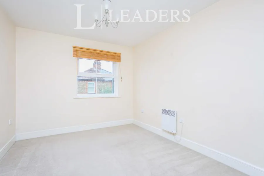 Victoria Place, Woking, GU21, photo 10