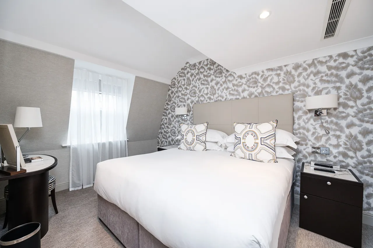 Superior Two Bedroom, Calico House, 42b Bow Lane, London, photo 4