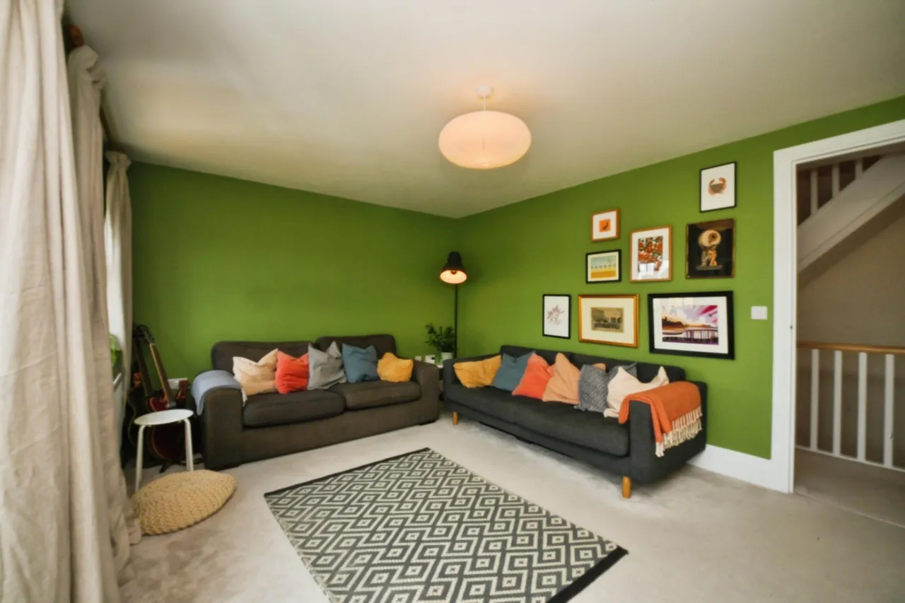 Apollo Chase, Ely, CB7, photo 11