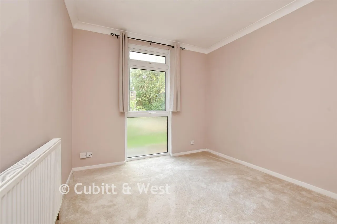 Tipton Drive, Croydon, CR0, photo 17