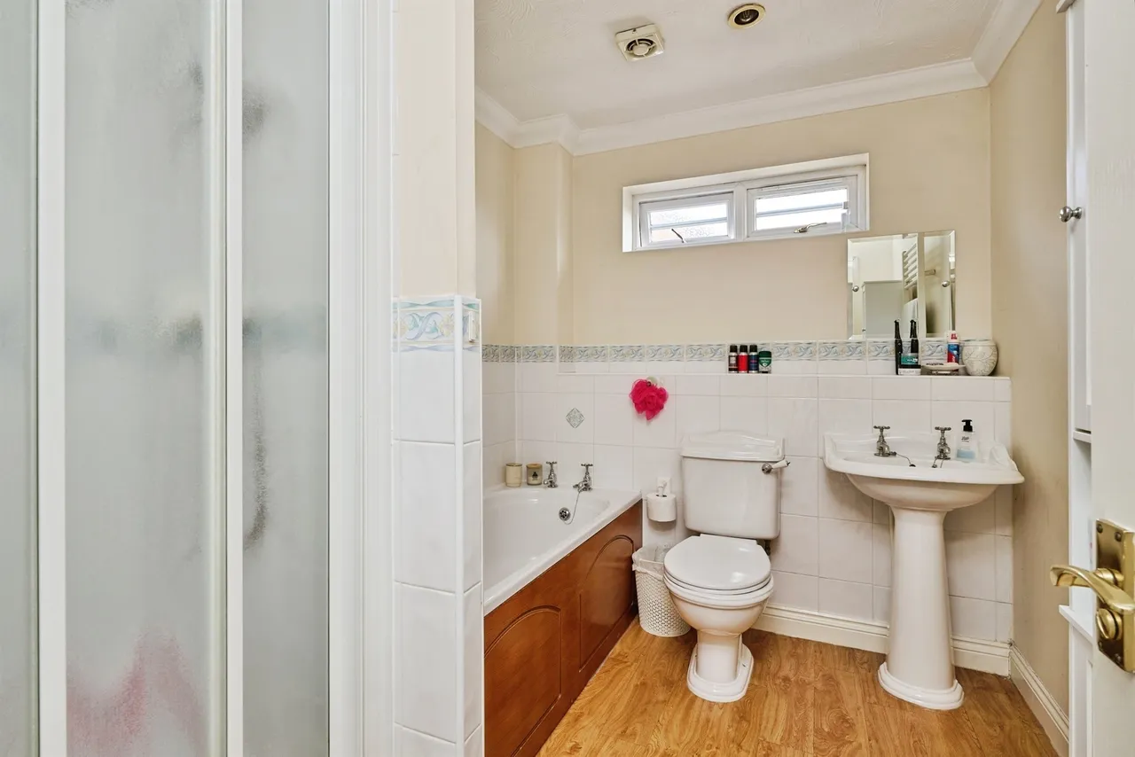 Hillfield Road, Peterborough, PE8, photo 13