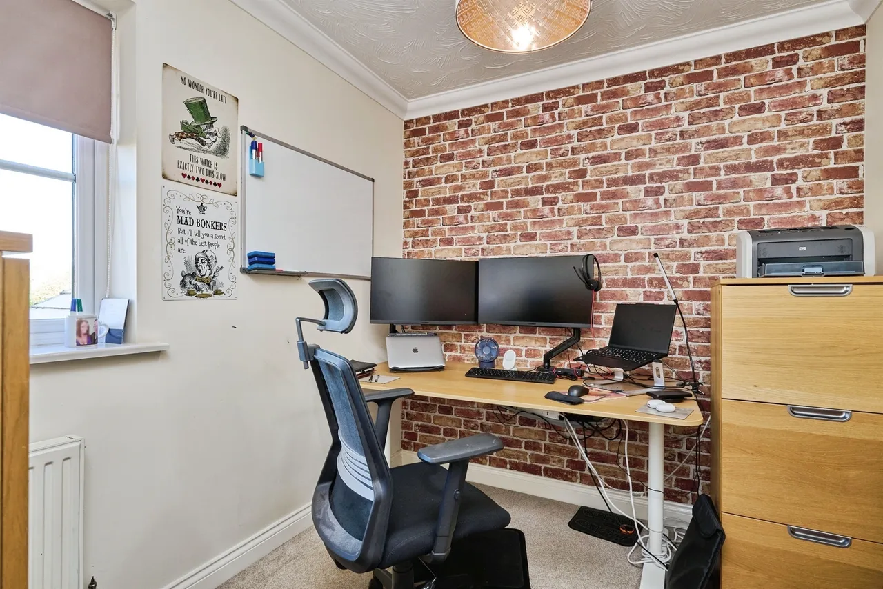 Hillfield Road, Peterborough, PE8, photo 14