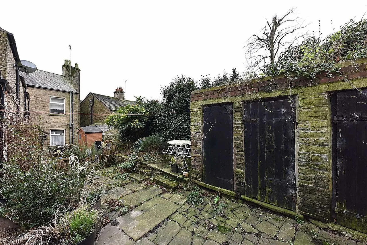 Grimshaw Lane, Bollington, photo 8