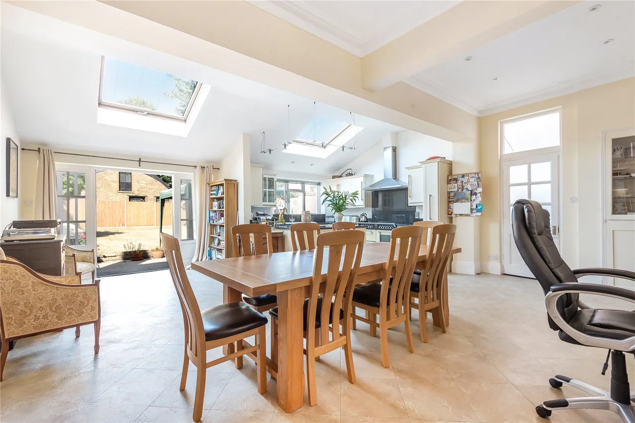 Oxford Road, Teddington, TW11 0QA, photo 4