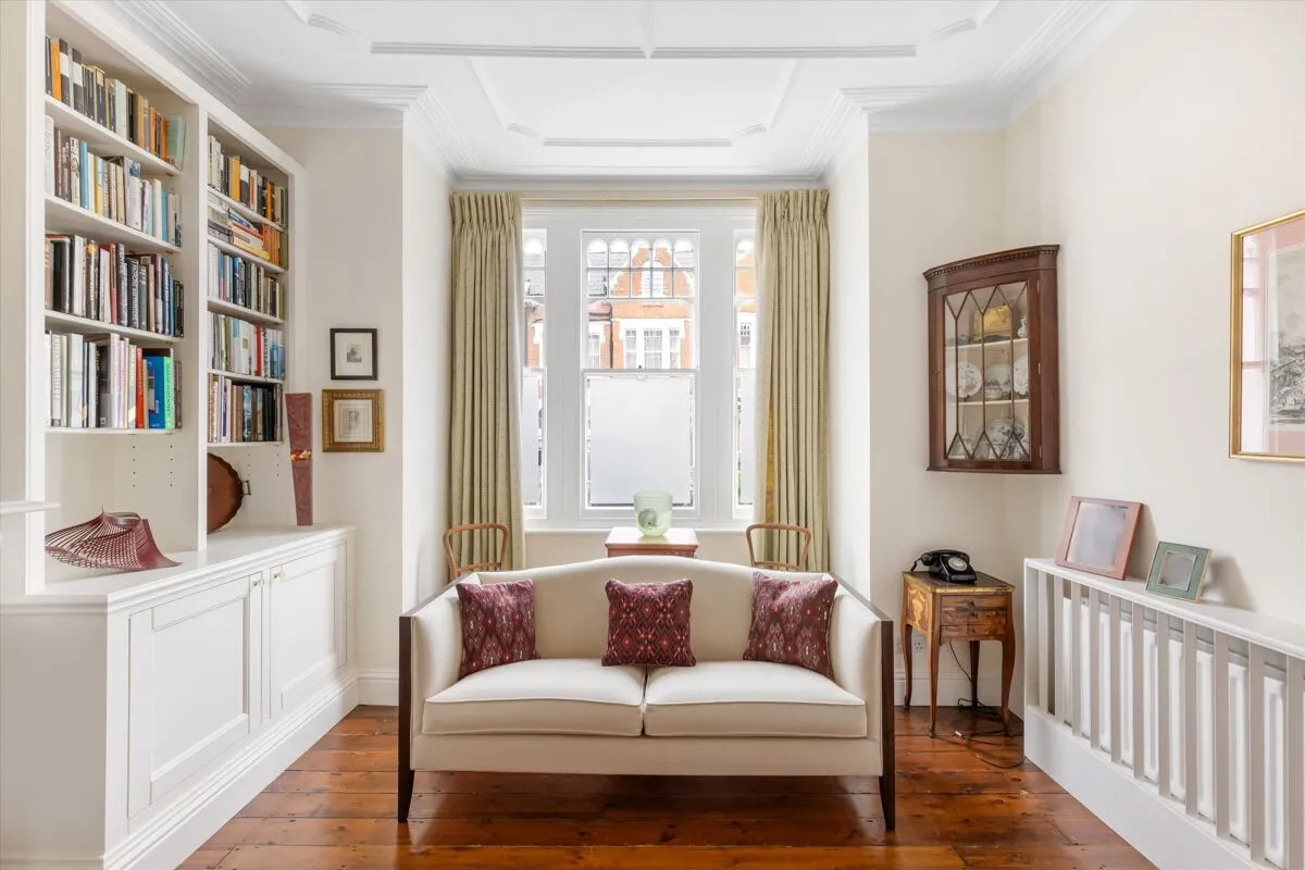 Addison Gardens, London, W14, photo 4