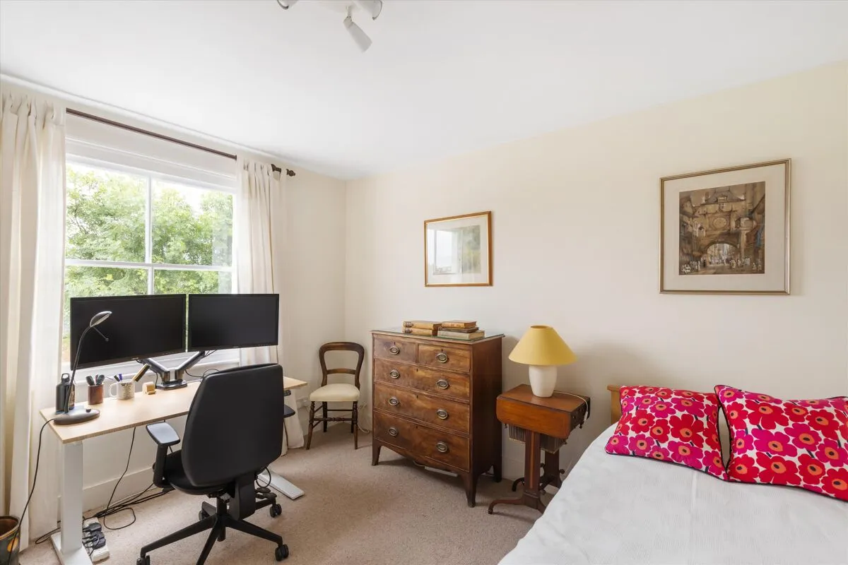 Addison Gardens, London, W14, photo 12
